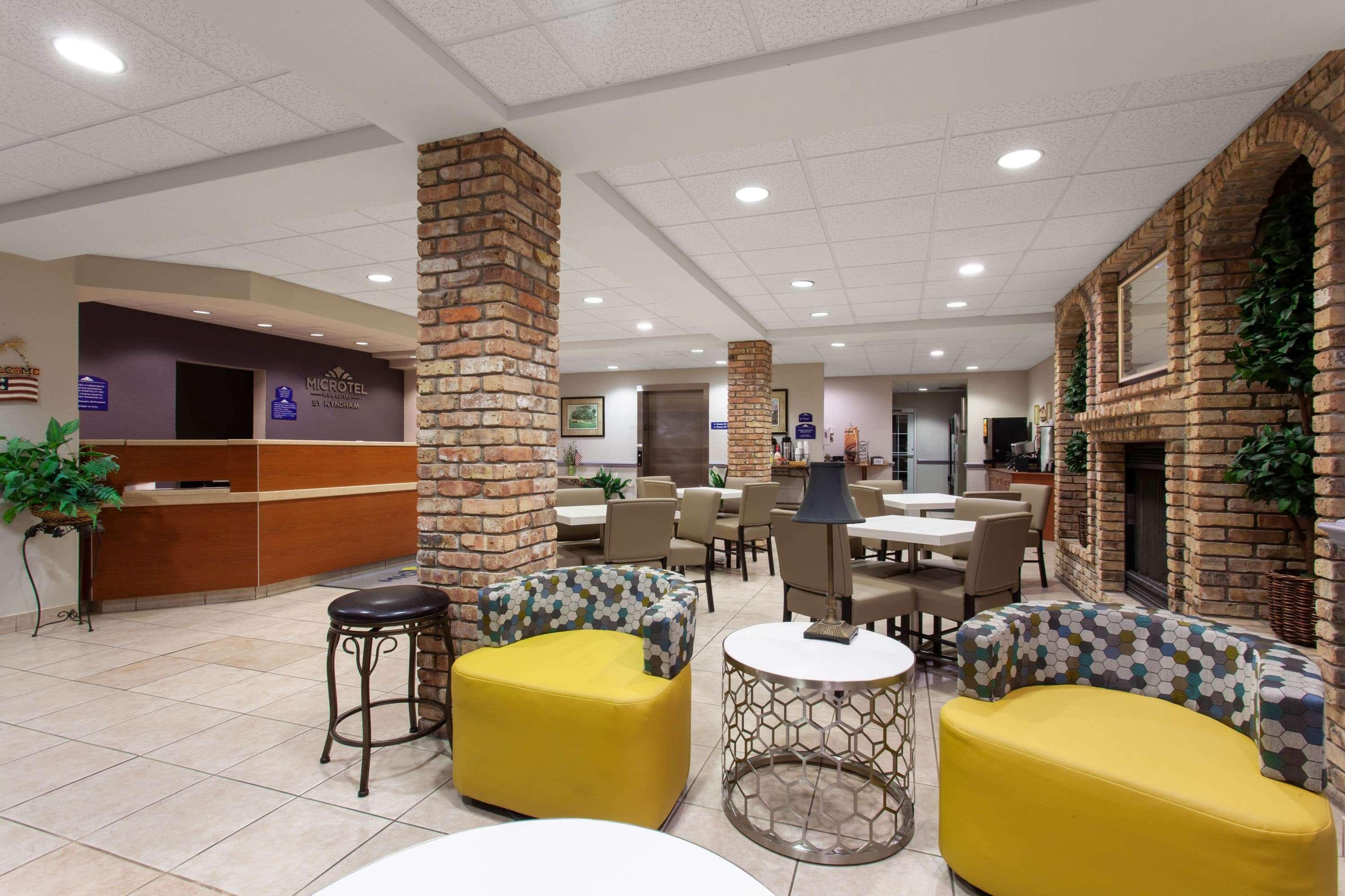 Microtel Inn And Suites By Wyndham - Lady Lake/ The Villages Exterior photo