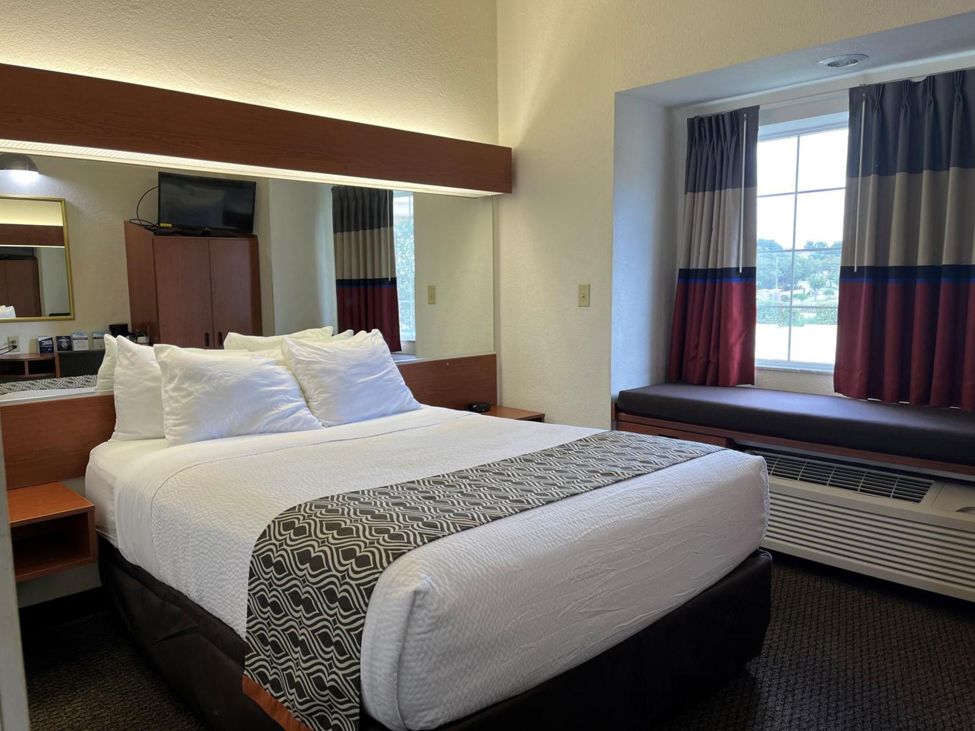 Microtel Inn And Suites By Wyndham - Lady Lake/ The Villages Exterior photo