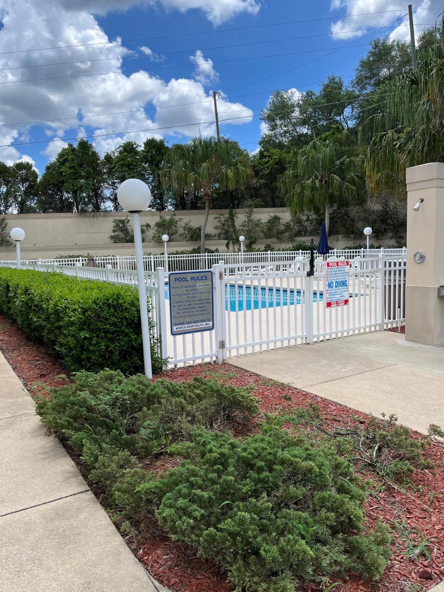 Microtel Inn And Suites By Wyndham - Lady Lake/ The Villages Exterior photo