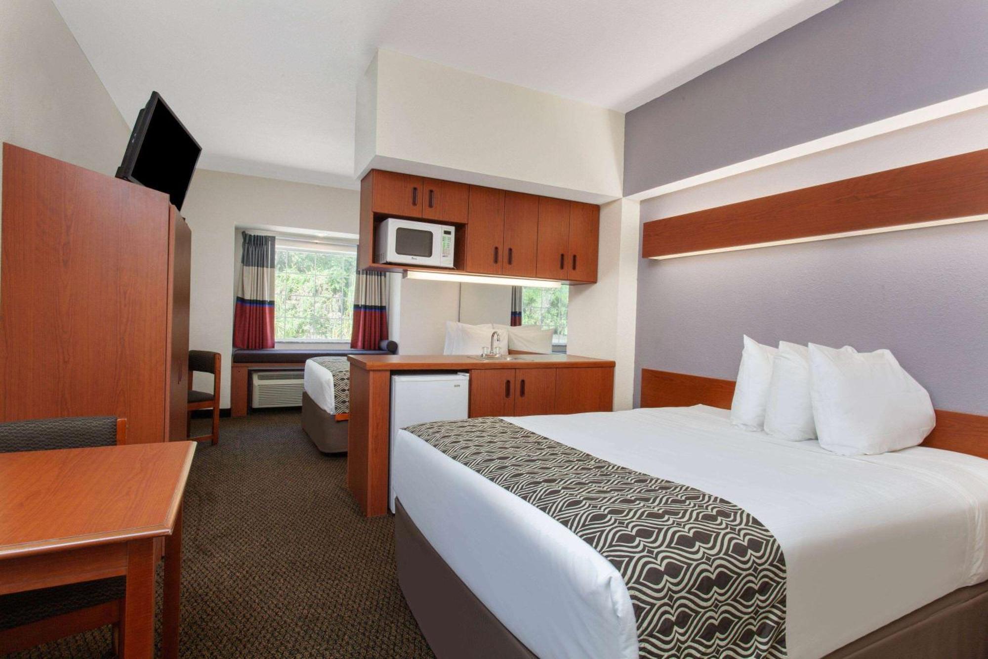 Microtel Inn And Suites By Wyndham - Lady Lake/ The Villages Exterior photo
