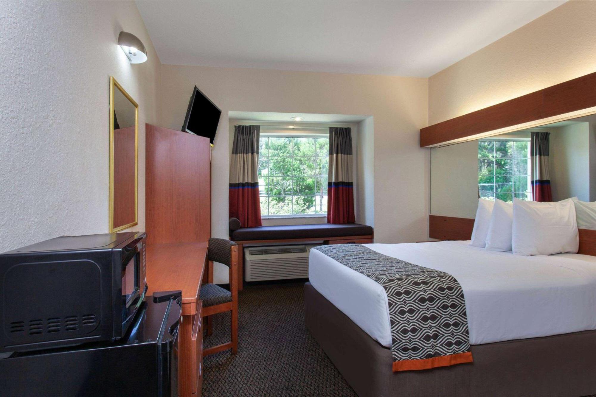 Microtel Inn And Suites By Wyndham - Lady Lake/ The Villages Exterior photo